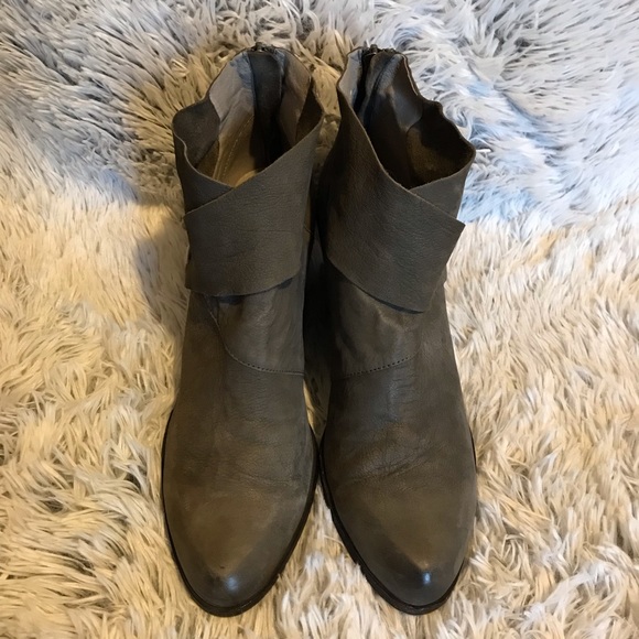 Eileen Fisher Tag Ankle Bootie - Picture 1 of 8